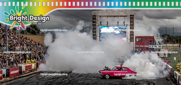 Summernats 34 Thursday 6 Jan 2022  BDMP2061  FRONT BACK BURNOUT