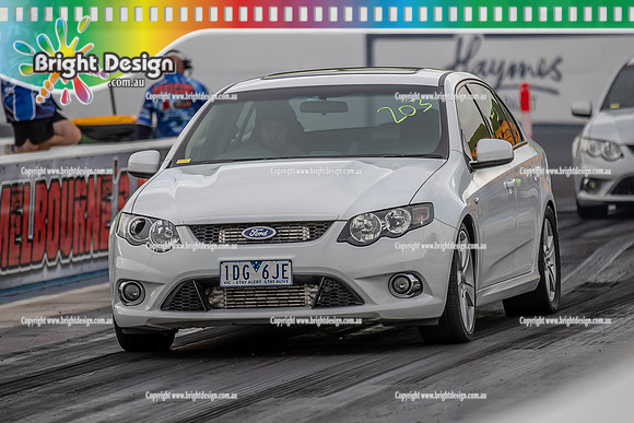 Fast Friday & Roll Racing @ Calder Park Drag Racing 19 January 2024 (163290)  1DG6JE