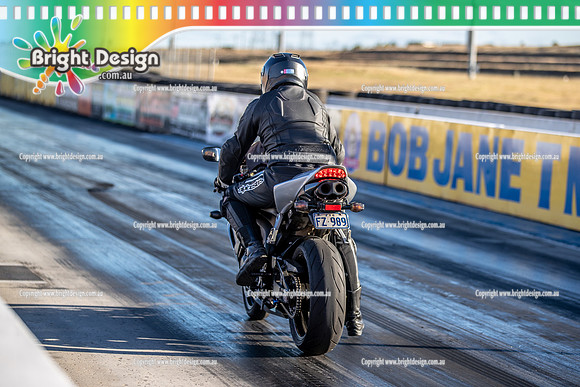 Fast Friday @ Calder Park Drag Racing 17 November 2023 (159069)  BIKE FZ989
