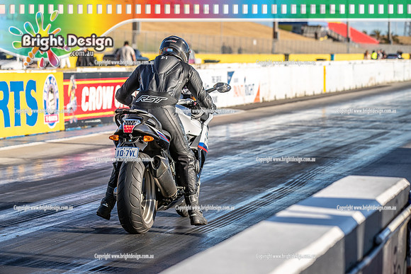 Fast Friday @ Calder Park Drag Racing 17 November 2023 (159027)  1Q7VL BIKE