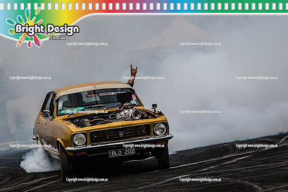 Summernats 28 Sunday 4 Jan 2015  BD  (8240)  BLO202 BURNOUT