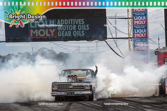 Summernats 28 Sunday 4 Jan 2015  BD  (7886)  SOLID BURNOUT
