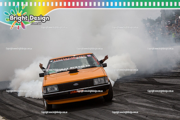 Summernats 28 Sunday 4 Jan 2015  BD  (7784)  TYRKILR BURNOUT