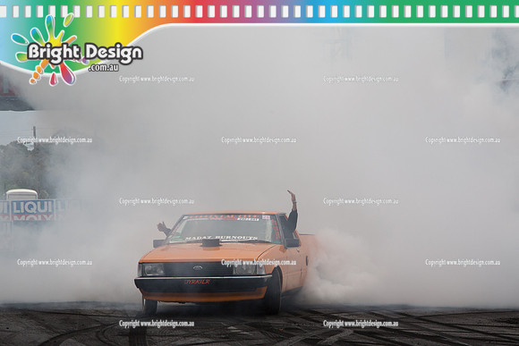 Summernats 28 Sunday 4 Jan 2015  BD  (7775)  TYRKILR BURNOUT