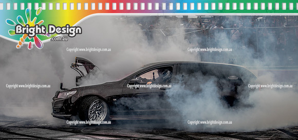 Summernats 34 Thursday 6 Jan 2022  BDMP2287  CLIKB8 BURNOUT