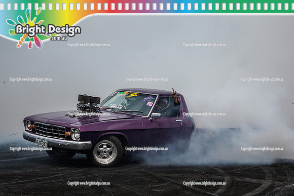 Summernats 28 Sunday 4 Jan 2015  BD  (8213)  RAG383 BURNOUT