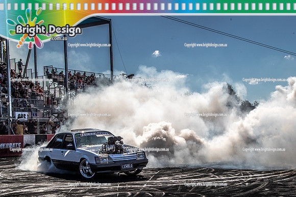 Summernats 34 Sunday 9 Jan 2022  BDMP2625  CEMBLO BURNOUT