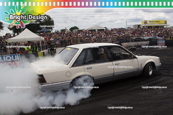 Summernats 28 Sunday 4 Jan 2015  BD  (7737)  3FIVE5 BURNOUT