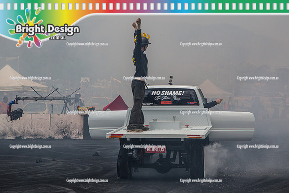 Summernats 28 Sunday 4 Jan 2015  BD  (7996)  BLWNLUX BURNOUT