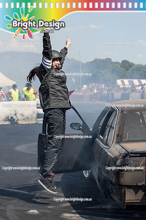 Summernats 29 SUNDAY 9 Jan 16  BDMP2990  KARNGE BURNOUT