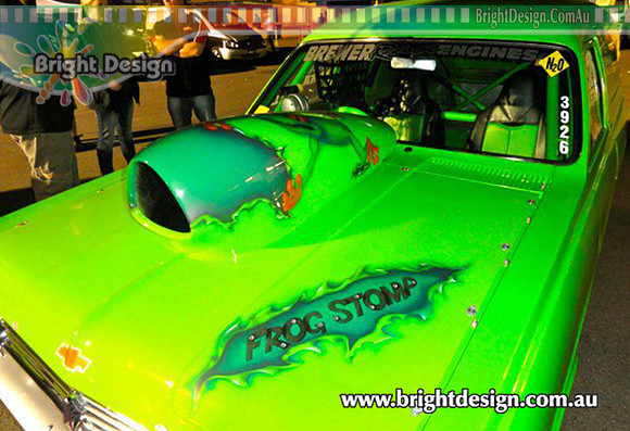 LA200 PROPIPES Frog Stomp Green HR Panel van Custom Airbrushing by Bright Design (1) www