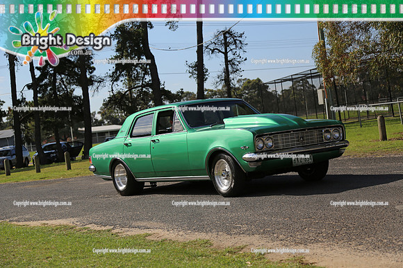 All Holden Day @  Dandeonong 7 April 2013  Bright Design (1530)  BKZ854