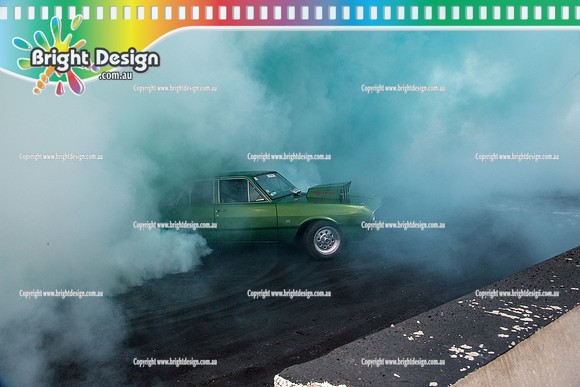 Summernats 28 Sunday 4 Jan 2015  BD  (8277)  BLOKY BURNOUT