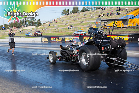 X-Champs @ Sydney Dragway SUN 4 May 2014  (6052)  AAMA 316 ANDREW MUSGRAVE  CROWD