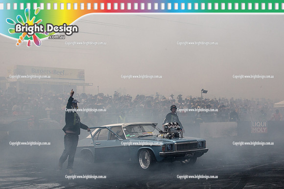Summernats 28 Sunday 4 Jan 2015  BD  (8144)  GMHAZD BURNOUT