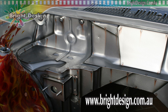 LA Holden Gemini Engine Bay Custom Airbrushed at Brght Design n Custom paint by Bright Design (2)