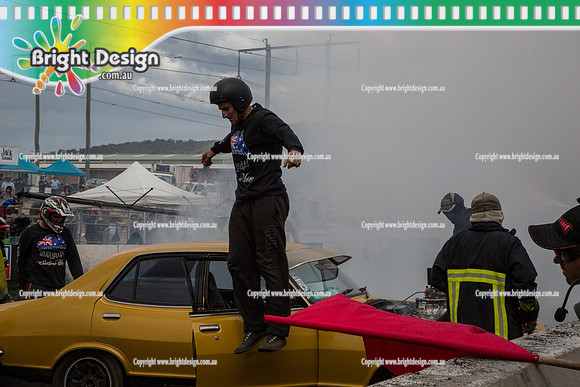 Summernats 28 Sunday 4 Jan 2015  BD  (8250)  BLO202 BURNOUT