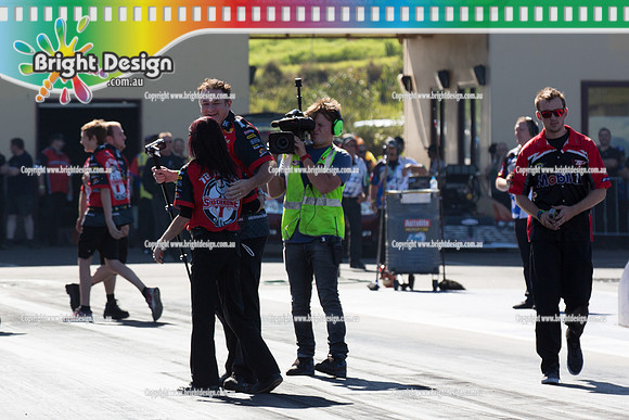 X-Champs @ Sydney Dragway SUN 4 May 2014  (6434)  TD 1221 TEAM BRAY RACING VICTOR BRAY  TOP DOOR SLAMMER  CROWD