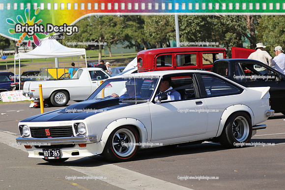 All Holden Day @  Dandeonong 7 April 2013  Bright Design (1264)  HDT365