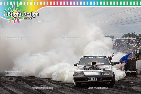 Summernats 28 Sunday 4 Jan 2015  BD  (7851)  CEMBLO BURNOUT