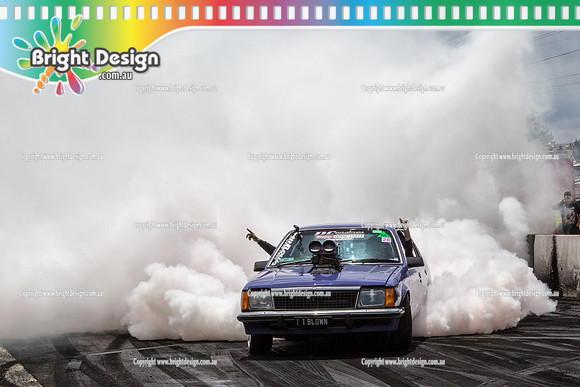 Summernats 28 Sunday 4 Jan 2015  BD  (7934)  IBLOWN BURNOUT