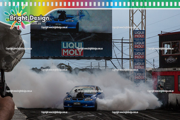 Summernats 28 Sunday 4 Jan 2015  BD  (8398)  NUTTD8 BURNOUT