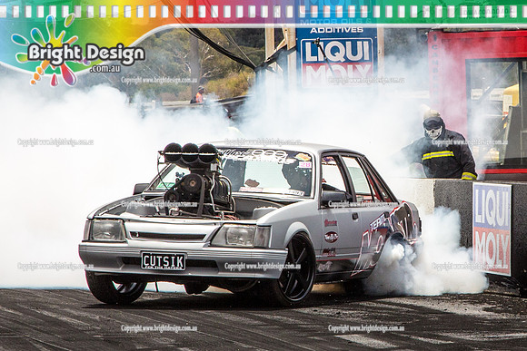 Summernats 28 Sunday 4 Jan 2015  BD  (7946)  CUTSIK BURNOUT
