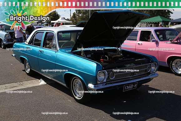 All Holden Day @  Dandeonong 7 April 2013  Bright Design (1187)  13440H