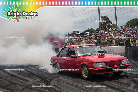 Summernats 28 Sunday 4 Jan 2015  BD  (7814)  LSWON BURNOUT