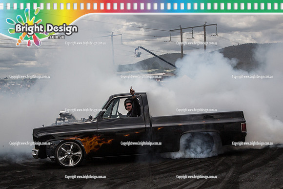 Summernats 28 Sunday 4 Jan 2015  BD  (7911)  SOLID BURNOUT