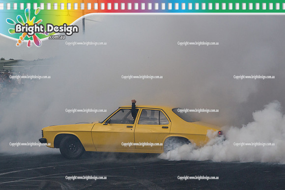 Summernats 28 Sunday 4 Jan 2015  BD  (8387)  TUFZED BURNOUT
