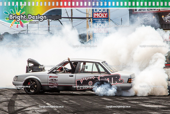Summernats 28 Sunday 4 Jan 2015  BD  (7950)  CUTSIK BURNOUT