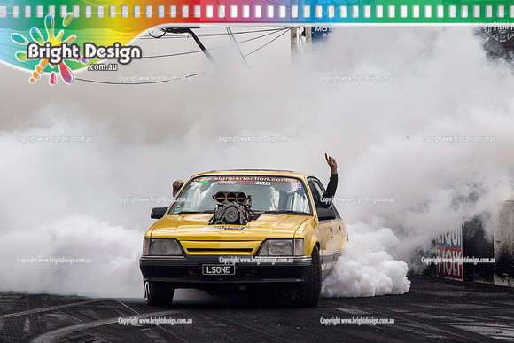 Summernats 28 Sunday 4 Jan 2015  BD  (8120)  LSONE BURNOUT
