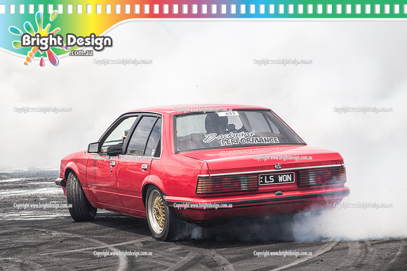 Summernats 28 Sunday 4 Jan 2015  BD  (7822)  LSWON BURNOUT