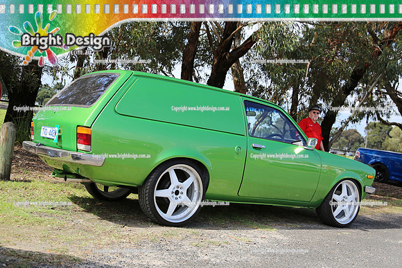 All Holden Day @  Dandeonong 7 April 2013  Bright Design (1030)  TDV442