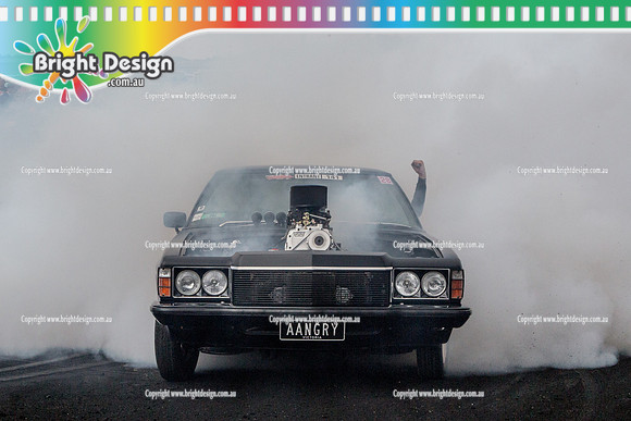 Summernats 28 Sunday 4 Jan 2015  BD  (8378)  AANGRY BURNOUT