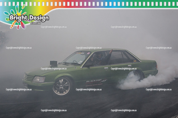 Summernats 28 Sunday 4 Jan 2015  BD  (7914)  KILLASET BURNOUT