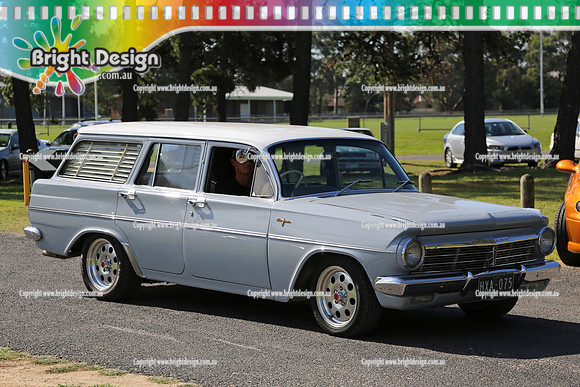 All Holden Day @  Dandeonong 7 April 2013  Bright Design (1304)  HXA075
