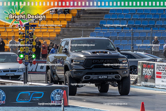 Fast Friday on Saturday @ Calder Park Drag Racing 12 October 2024 (171402)-3 KLRTRX