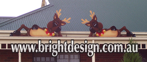 3- R-01D  Reindeers Home Roof Outdoor Christmas Display Custom