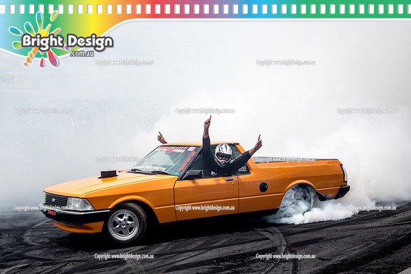Summernats 28 Sunday 4 Jan 2015  BD  (7797)  TYRKILR BURNOUT