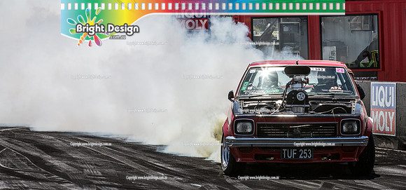 Summernats 28 Saturday 3 Jan 2015  BD (4667)  TUF253 BURNOUT