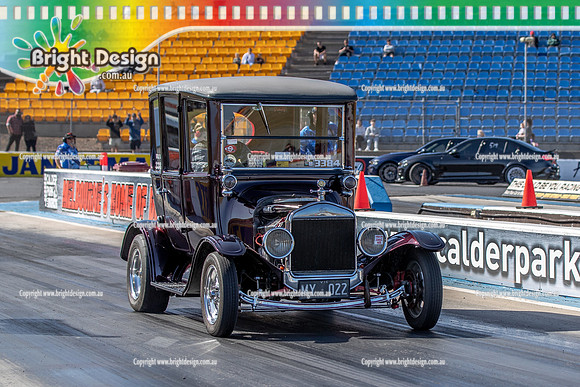 Fast Friday on Saturday @ Calder Park Drag Racing 12 October 2024 (171836) MY022 3384 NOEL INMAN