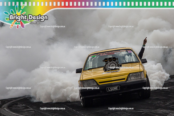 Summernats 28 Sunday 4 Jan 2015  BD  (8125)  LSONE BURNOUT