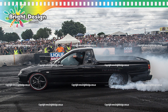Summernats 28 Sunday 4 Jan 2015  BD  (7771)  GHETTO BURNOUT