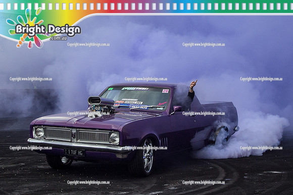 Summernats 28 Sunday 4 Jan 2015  BD  (8104)  1TUFHG BURNOUT