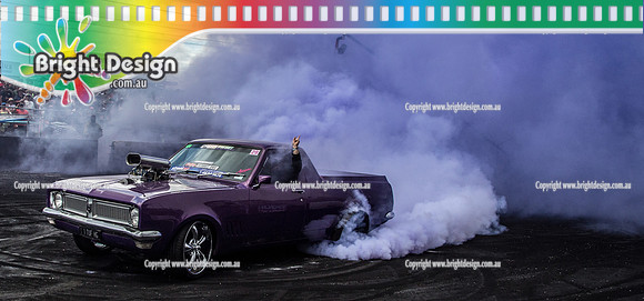 Summernats 28 Sunday 4 Jan 2015  BD  (8108)  1TUFHG BURNOUT