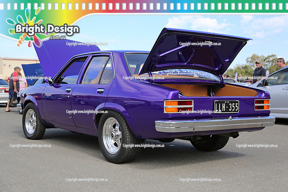 All Holden Day @  Dandeonong 7 April 2013  Bright Design (1046)  LLH355