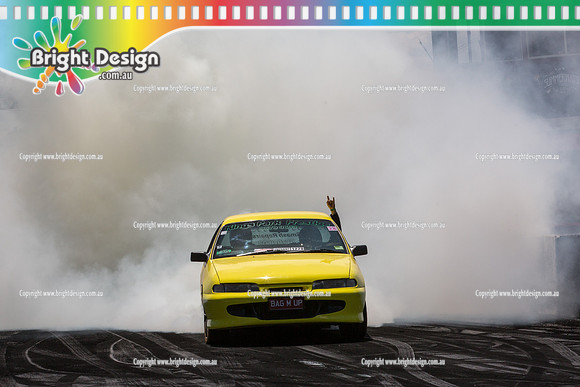 Summernats 28 Saturday 3 Jan 2015  BD (4635)  BAGMUP BURNOUT