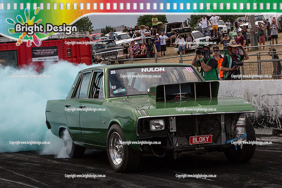 Summernats 28 Sunday 4 Jan 2015  BD  (8266)  BLOKY BURNOUT